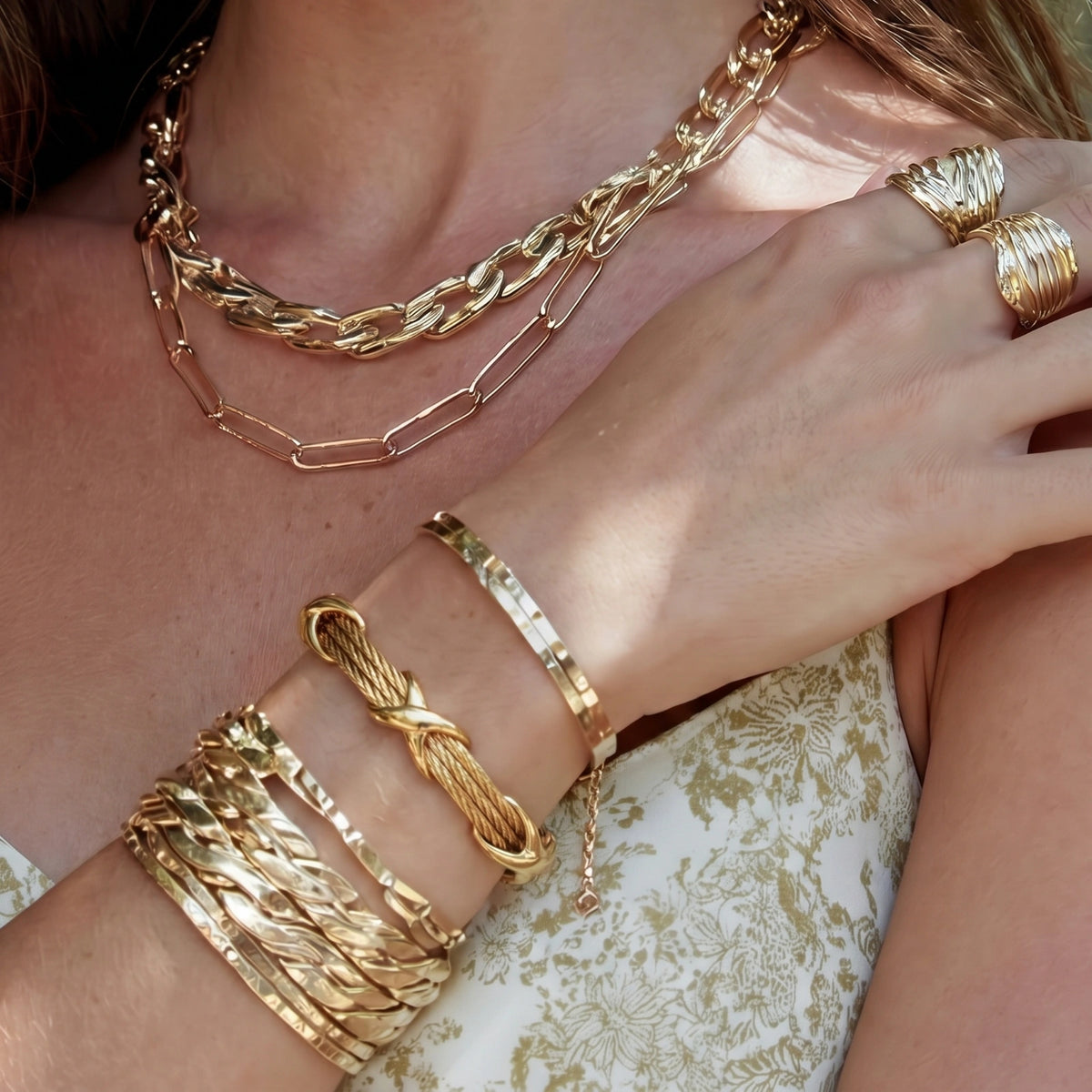 Pulsera de Cable con Nudo Cruzado | B&M GIOIELLI
